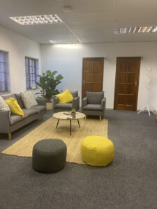 Waiting room 2