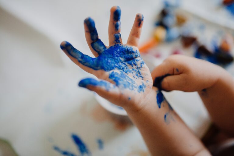 hands